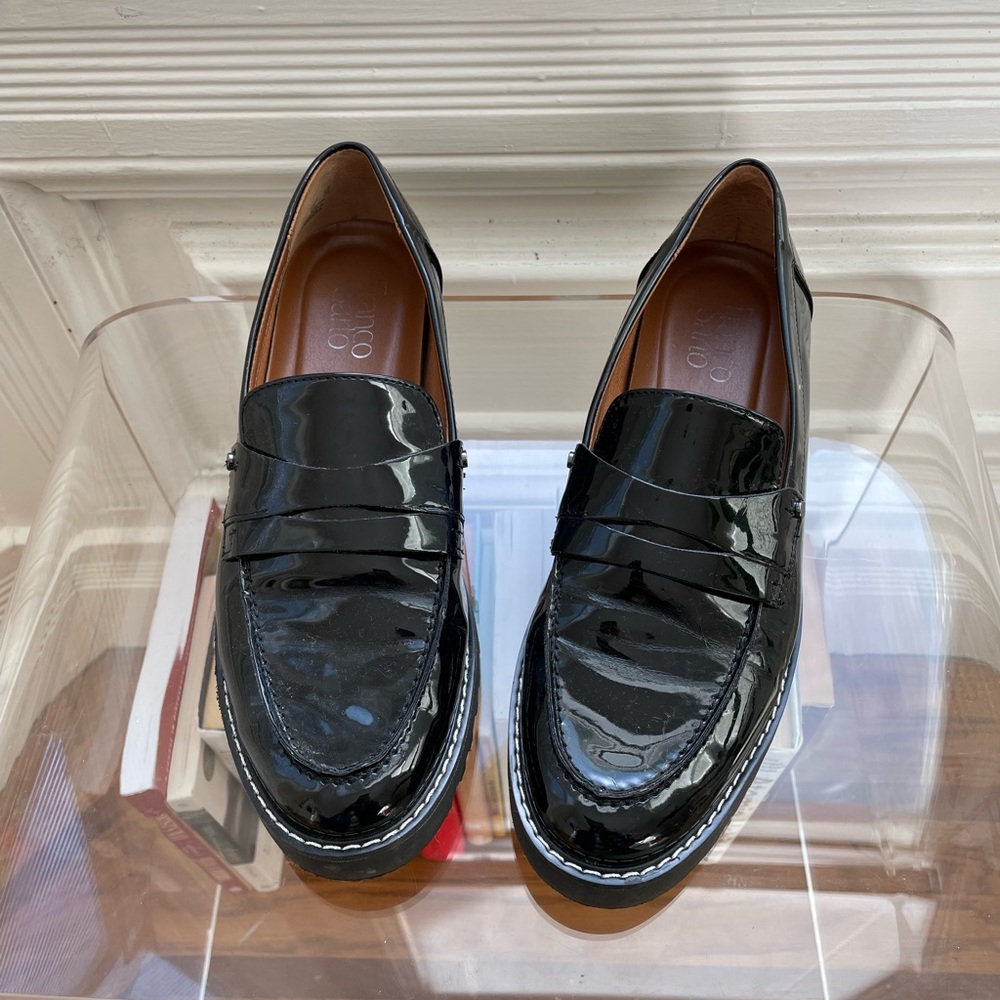Platform pleather loafers (black)